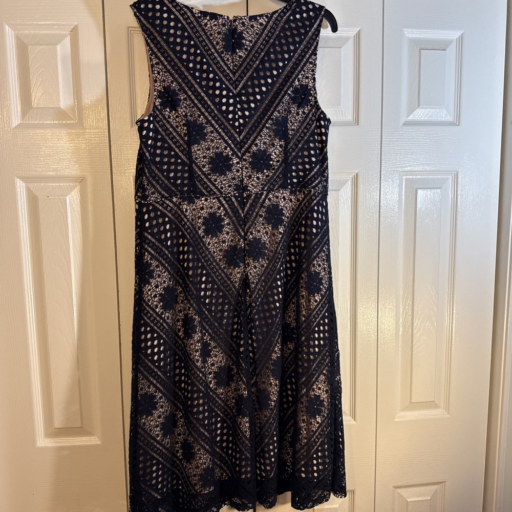 SAKS FIFTH AVENUE BLACK Cocktail Wedding Dress Nude Underlay EUC - Picture 7 of 14